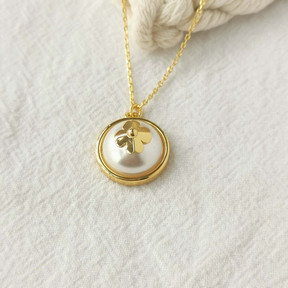 Kate Spade Pearls On Pearls Gold White Necklace